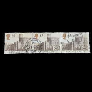 GREAT BRITAIN 1992 5 POUND CASTLE  FU STRIP OF 3