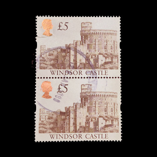 GREAT BRITAIN 1992 5 POUND CASTLE  FU PAIR